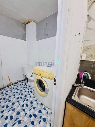 Hình ảnh CHDV 2pn Cao Thắng Quận 10 ( cuối tháng trống)