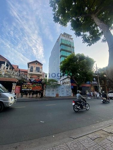 Hình ảnh Bán đất Mặt Tiền đường Lê Văn Sỹ , P.1, Quận Tân Bình :