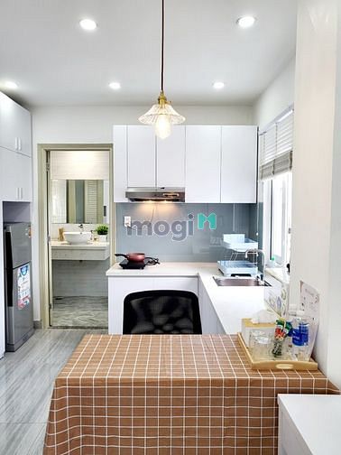 Hình ảnh Căn Hộ Cao Cấp 1PN -1PK -45m2 -Đầy Đủ Nội Thất - Ngay CV Hoàng Văn Thụ