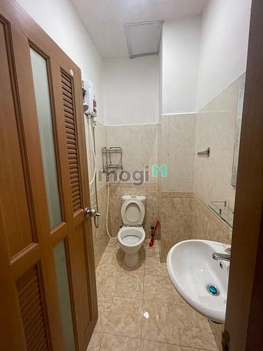 Hình ảnh Cho Thuê Phòng Tiện Nghi Ngay Hoàng Sa Q3