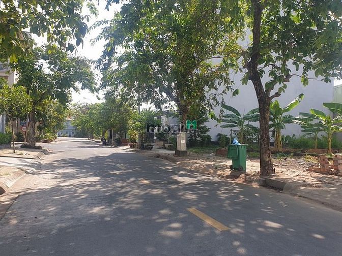 Hình ảnh Bán Giá Tốt lô đất MT đường số 10, Bình An, Quận 2. DT: 5x19m. 10.5 tỷ