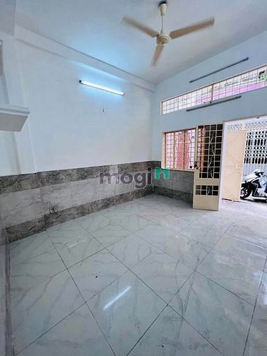 Hình ảnh Bán nhà hẻm 19 HỒNG LẠC, PHƯỜNG 10, TÂN BÌNH - 44M2.*