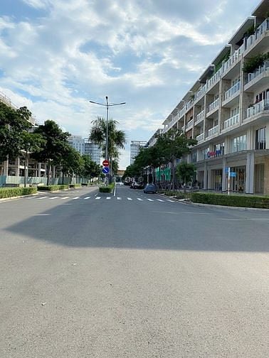 Hình ảnh Cho thuê SHOPHOUSE SARITOWN SALA vị trí cực đẹp