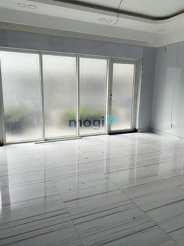 Hình ảnh Cho thuê SHOPHOUSE SARITOWN SALA vị trí cực đẹp