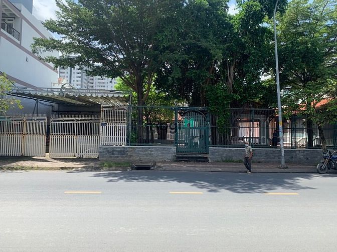 Hình ảnh Cho thuê nhà mặt tiên 2000m2Hoàng Ngân Phường 16 Quận 8