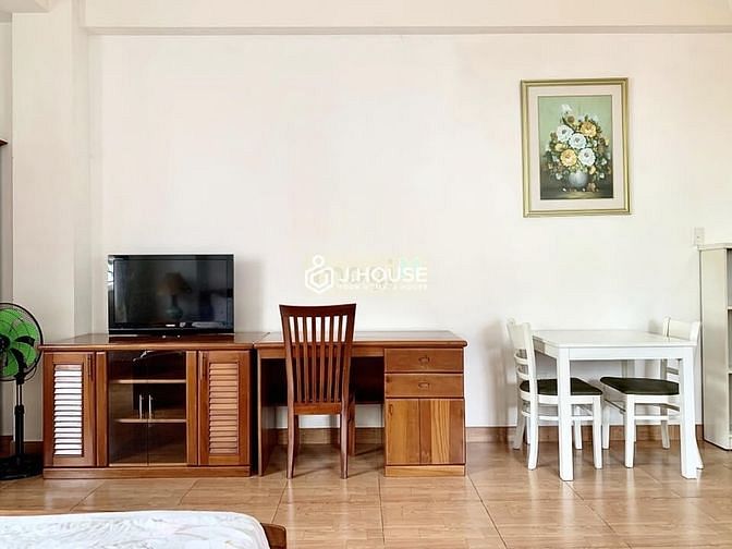 Hình ảnh Studio Cửa Sổ Full Nội Thất Quận 1 - Cho Thuê Căn Hộ NGẮN HẠN/ DÀI HẠN