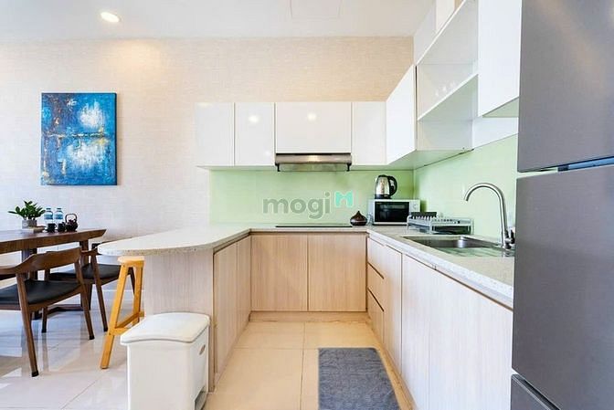 Hình ảnh Phòng Full-NT 30m2 5tr Hồ Hảo Hớn Q1