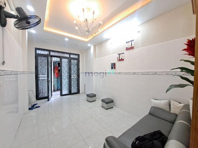Hình ảnh Bán nhà hẻm 876 CÁCH MẠNG THÁNG 8, PHƯỜNG 5, TÂN BÌNH - 31m2.