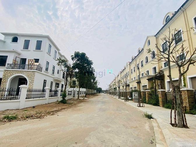 Hình ảnh Bán gấp giá mềm nhà vườn 243m2 giá 51.xtr/m tại Sudico, gần Vinhome TL