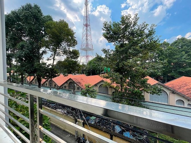 Hình ảnh Studio Q10 full NT có ban công lớn gần Vạn Hạnh Mall