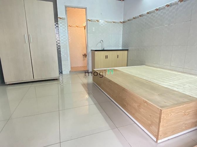 Hình ảnh Phòng full nội thất ban công rộng gần ĐH Văn Lang
