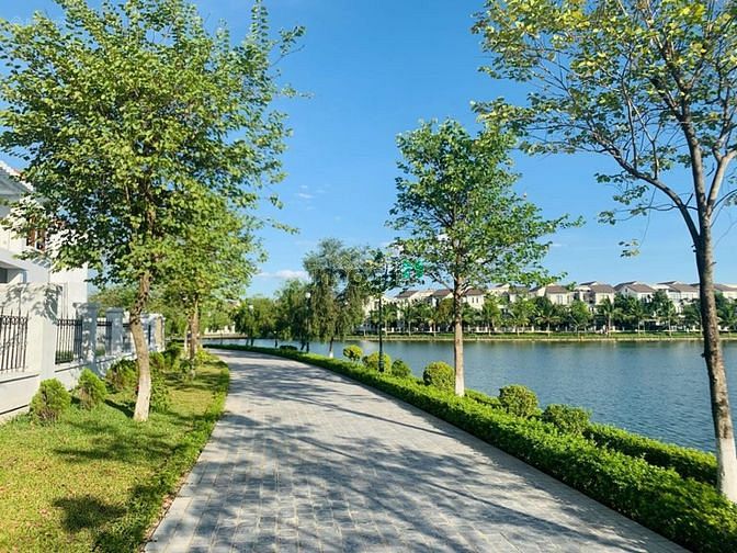 Hình ảnh Bán gấp giá mềm nhà vườn 243m2 giá 51.xtr/m tại Sudico, gần Vinhome TL