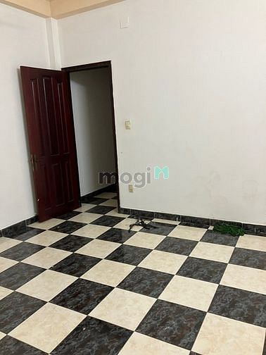 Hình ảnh Nhà mặt tiền 4*20 đường kính doanh khu tên lửa