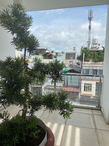 Hình ảnh Ngang 5m, Hơn 700m2 - Mặt Tiền 24B Bắc Hải, Quận 10..!!