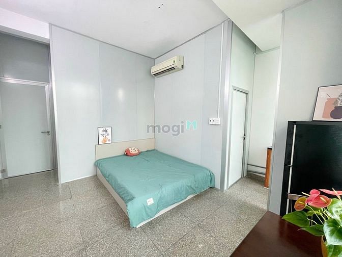 Hình ảnh Studio tách bếp full nôii thất cửa sổ thoáng mát ngay Hoàng Hoa Thám