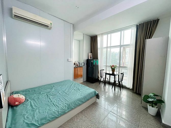 Hình ảnh Studio tách bếp full nôii thất cửa sổ thoáng mát ngay Hoàng Hoa Thám