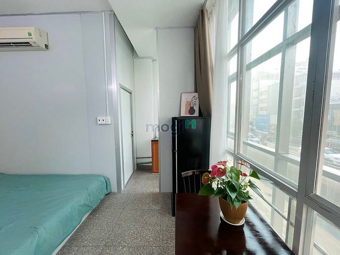 Hình ảnh Studio tách bếp full nôii thất cửa sổ thoáng mát ngay Hoàng Hoa Thám
