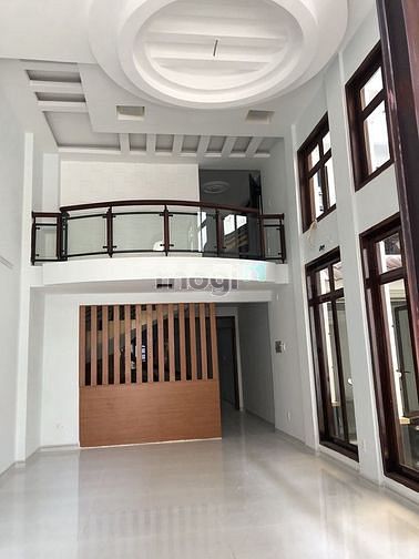 Hình ảnh Cho thuê Biệt thự mặt tiền Trương Công Định - DTSD 700m2