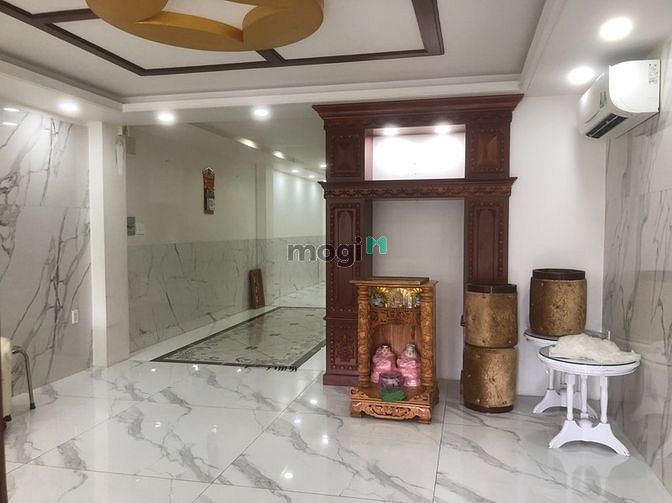 Hình ảnh Cho thuê nhà nguyên căn 1 hầm+1 trệt+3 lầu tên lửa