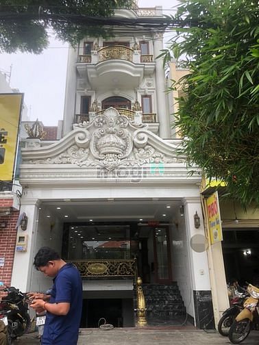 Hình ảnh Cho thuê nhà nguyên căn 1 hầm+1 trệt+3 lầu tên lửa