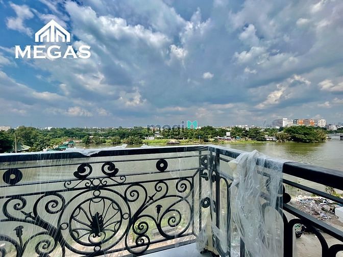 Hình ảnh Phòng 45m2 mới 100% ban công, cửa sổ