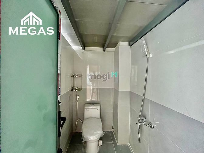 Hình ảnh Phòng 45m2 mới 100% ban công, cửa sổ
