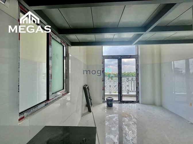 Hình ảnh Phòng 45m2 mới 100% ban công, cửa sổ
