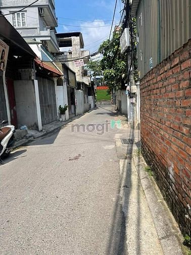 Hình ảnh Siêu Đẹp Ngọc Thụy 2,4 tỷ - 34m² - Ngõ Chợ TRong Đê ,Ngay Gần TĐC