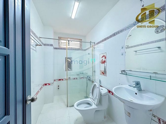 Hình ảnh Studio cửa sổ lớn Hoà Hảo, đh Y Dược, đh Phạm Ngọc Thạch