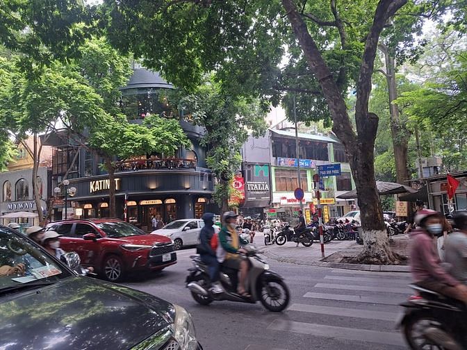 Hình ảnh Cho thuê nhà mặt phố Phan Đình Phùng - Ba Đình