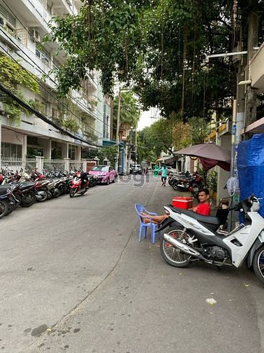 Hình ảnh Bán nhà đường Ba Tháng Hai, Quận 10