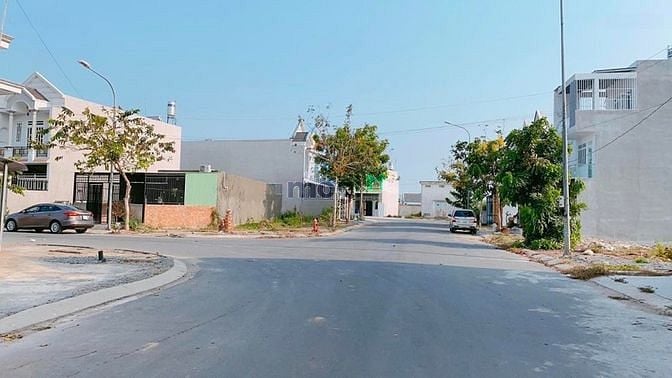 Hình ảnh Bán 10 lô đất Đông Thủ Thiêm, Q2 DT 90m2 chỉ 1 tỷ 9, có sổ  đỏ