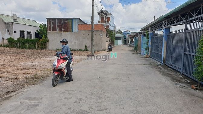 Hình ảnh Đất đường Xtt25 ,gần đường Phan Văn Hớn ,Chợ Xuân Thới Thượng Hóc Môn