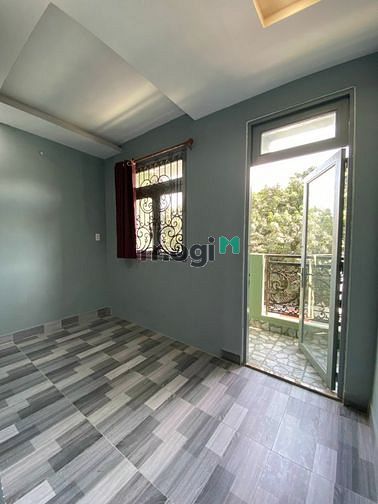 Hình ảnh Phong trọ ban công, máy lạnh, thoáng mát ngay tên lửa