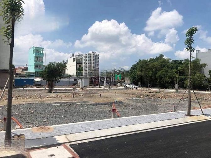 Hình ảnh Kẹt vốn bán gấp đất KDC Hoàng Hữu Nam 70m2 giá 1tỷ820, sổ riêng