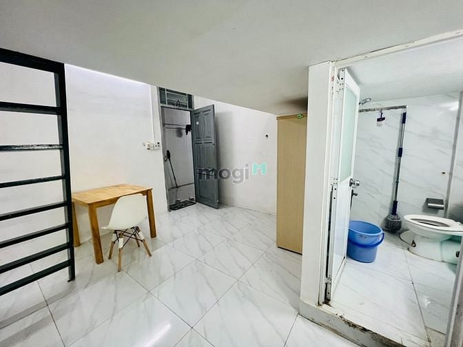Hình ảnh Phòng kế Vincom Cộng Hòa, CV Hoàng Văn Thụ_Giá RẺ bất ngờ