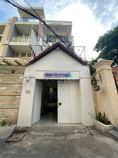 Hình ảnh Cho thuê nhà hxh 49/12a  Phan Đăng Lưu, P6, Bình Thạnh .