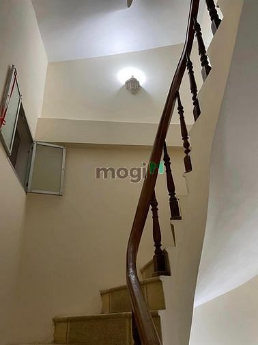 Hình ảnh Gấp !!! Cho thuê nhà phố Thái Thịnh 55m, 4 tầng, 11tr/ tháng