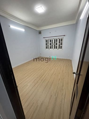 Hình ảnh Nhà MT 3,5 tấm 4*20 nhà mới khu tên lửa