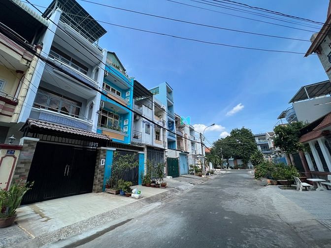 Hình ảnh Nhà MT 3,5 tấm 4*20 nhà mới khu tên lửa