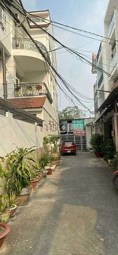 Hình ảnh Biệt thự đẹp Nguyễn Văn Linh, Quận 7. 8*30, 4 tầng, hạ giá mạnh 17 tỷ.