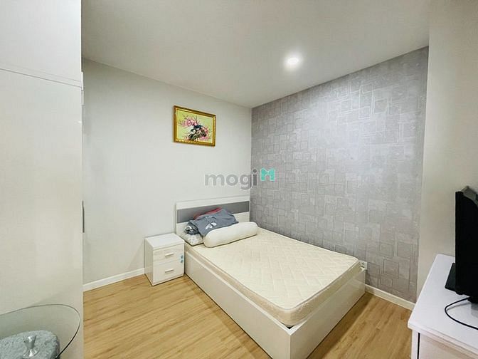 Hình ảnh Cho Thuê Căn 2PN 12TR Full Nội Thất Tại Q7