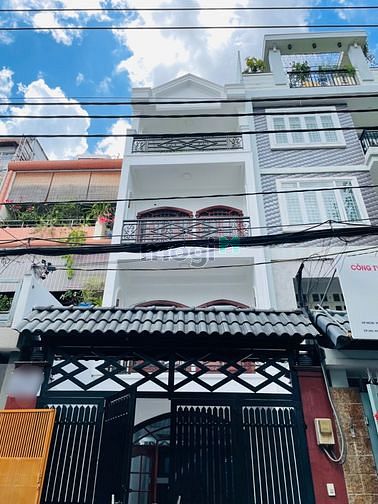 Hình ảnh Cho Thuê Nguyên Căn Mặt Ngay Sân Bay