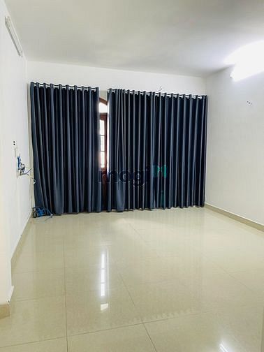Hình ảnh Cho Thuê Nguyên Căn Mặt Ngay Sân Bay
