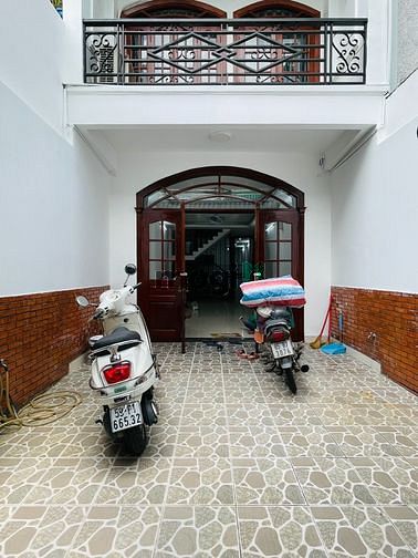 Hình ảnh Cho Thuê Nguyên Căn Mặt Ngay Sân Bay