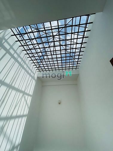 Hình ảnh Cho Thuê Nguyên Căn Mặt Ngay Sân Bay