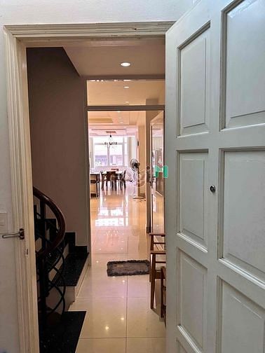 Hình ảnh Cho thuê nhà MT Sư Vạn Hạnh Phường 9 Quận 5