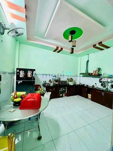 Hình ảnh KHÓ TÌM ĐƯỢC Nhà Lạc Long Quân Q. Tân Bình 53m2 Chỉ 2.5 Tỷ SHR