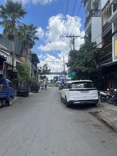 Hình ảnh Bán nhà Dương Bá Trạc giáp TRUNG SƠN.
