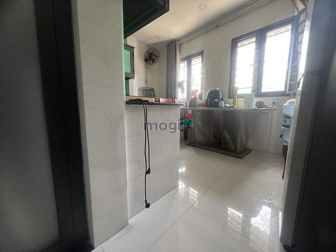 Hình ảnh Bán nhà Dương Bá Trạc giáp TRUNG SƠN.